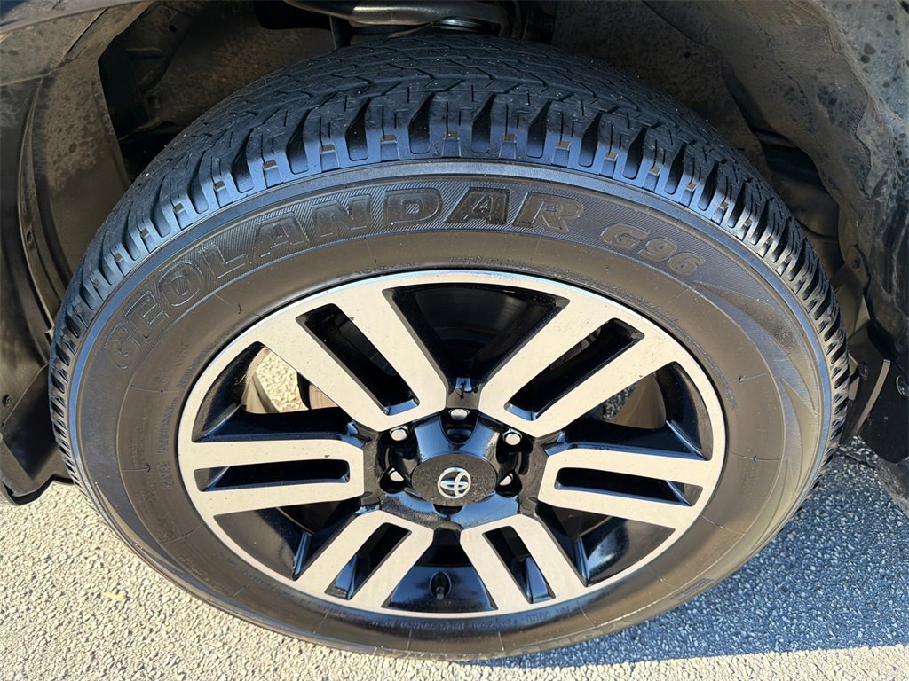 Used 2024 Toyota 4Runner Limited image 11
