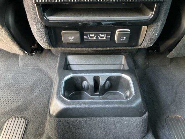 Used 2025 Jeep Wagoneer L Series II AWD/4WD image 39