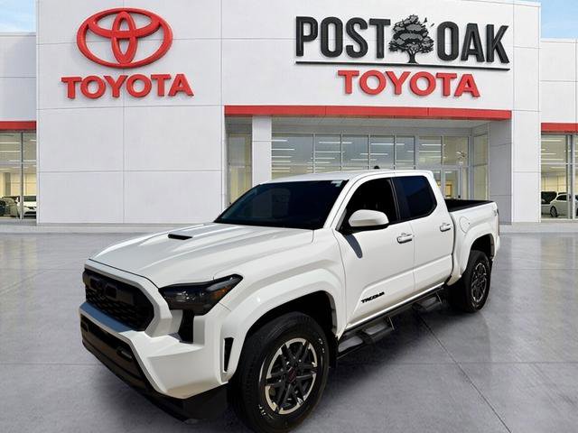 Used 2024 Toyota Tacoma TRD Sport image 2