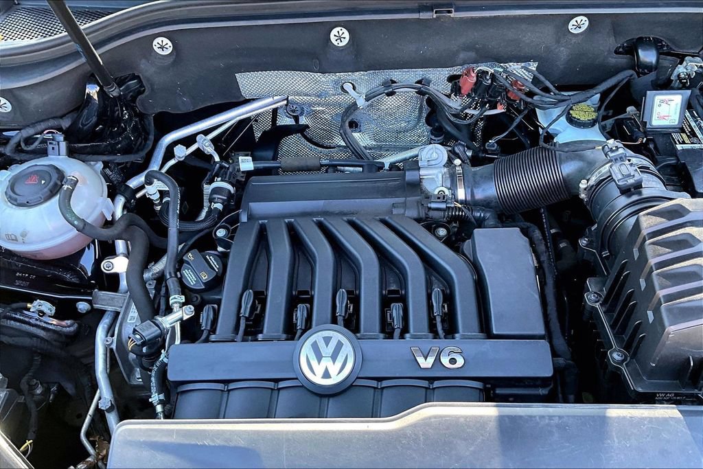 Used 2018 Volkswagen Atlas SEL FWD image 30