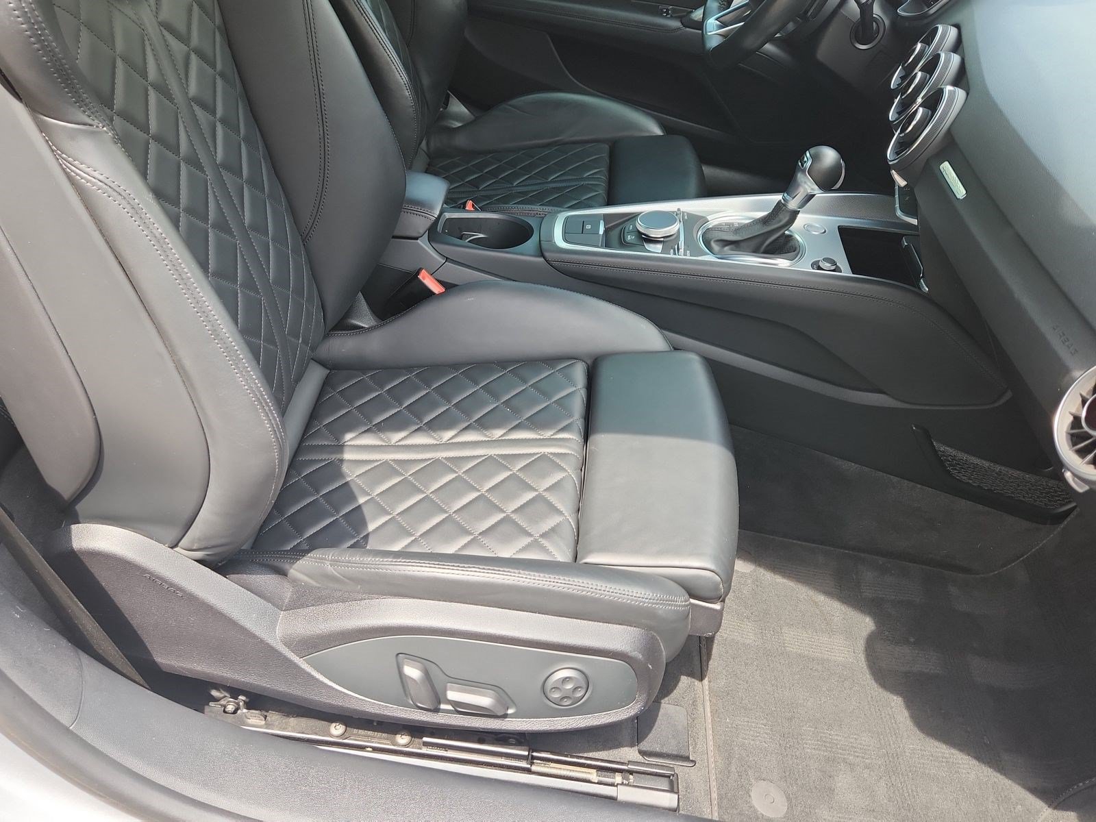 Used 2016 Audi TT 2.0T AWD/4WD image 16