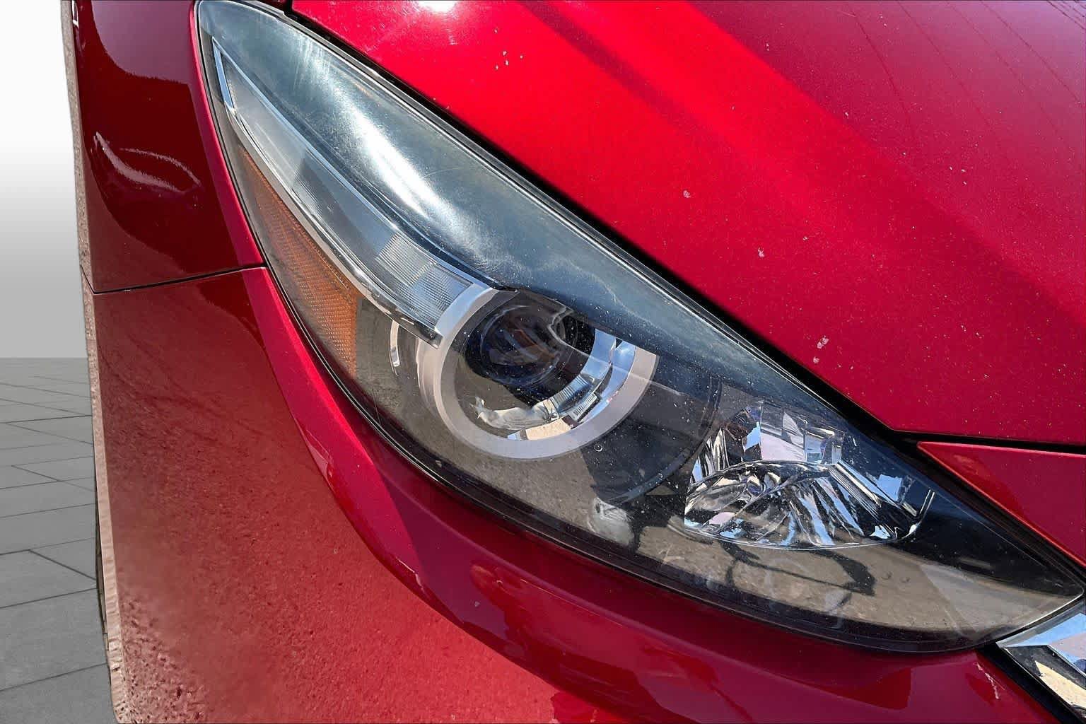 Used 2018 MAZDA MAZDA3 Sport w/ Preferred Equipment Package FWD image 27
