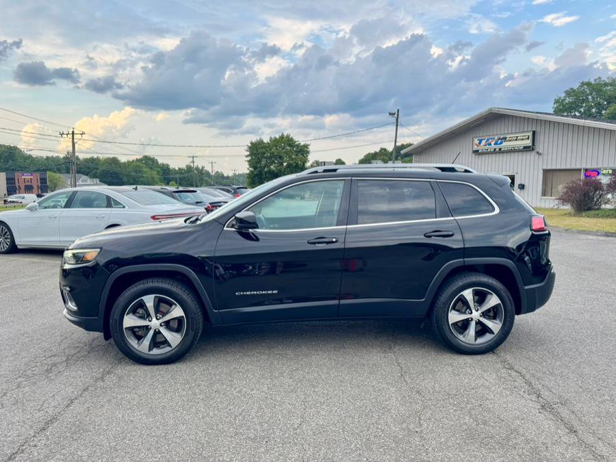Used 2019 Jeep Cherokee Limited image 2