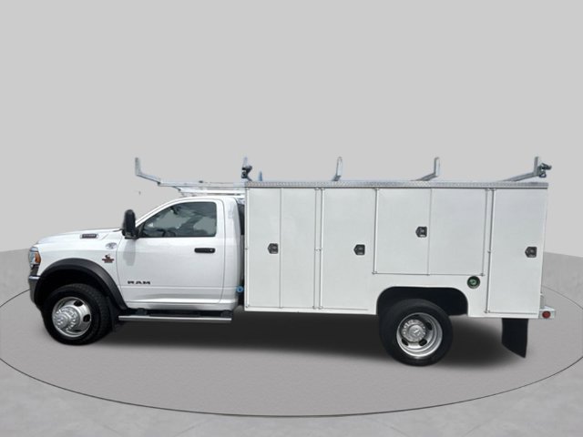 Used 2021 RAM 5500 Tradesman RWD image 2