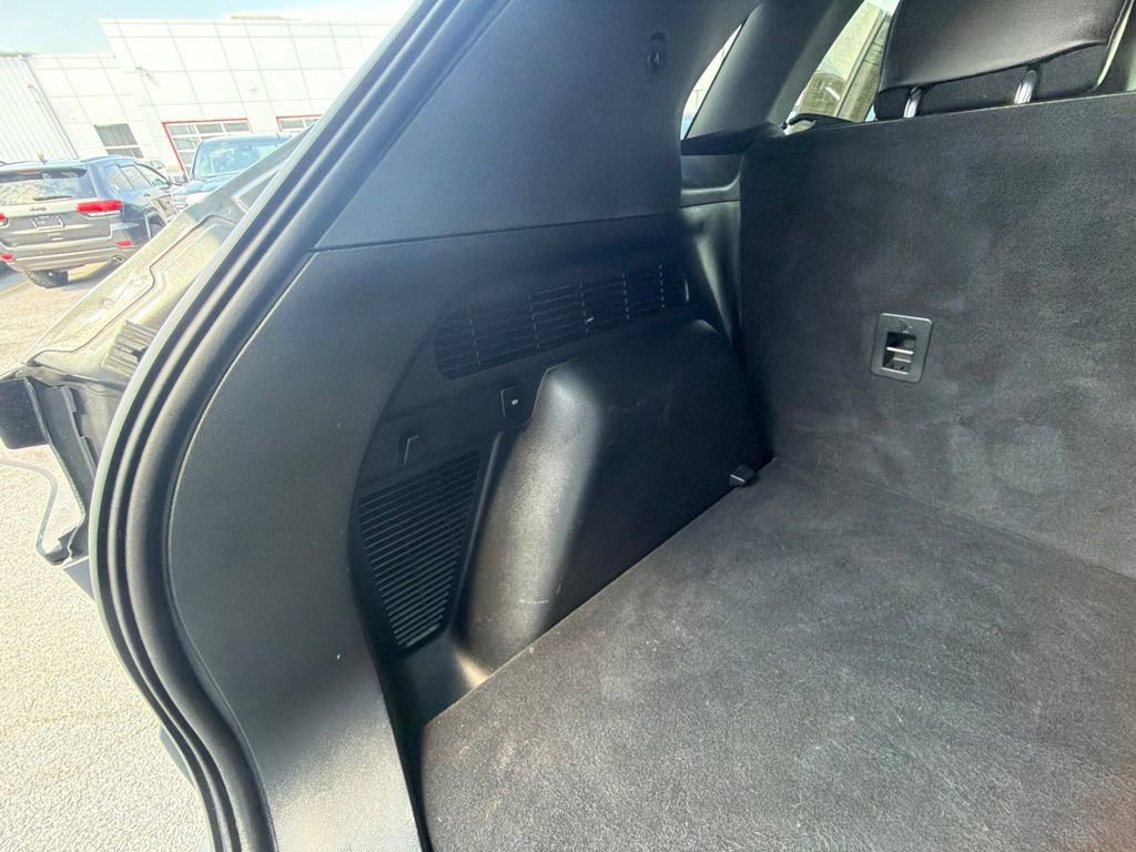 Certified 2022 Ford Escape Titanium AWD/4WD image 45