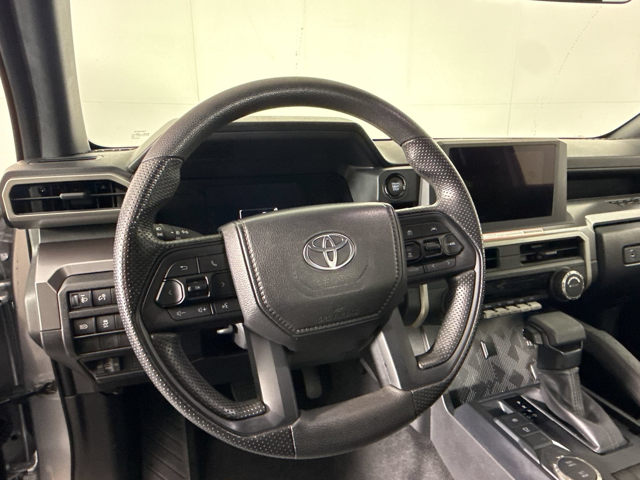 Used 2024 Toyota Tacoma SR5 RWD image 18