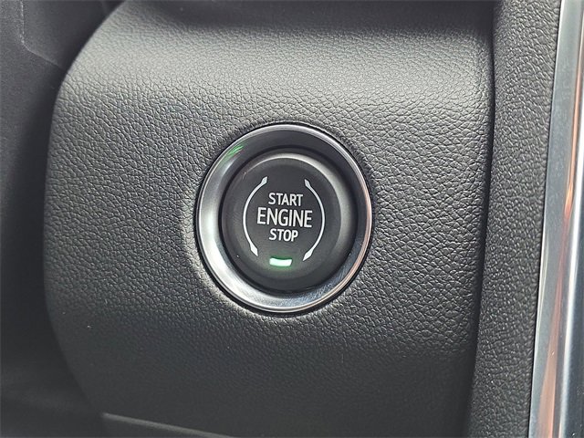 New 2026 GMC Acadia Elevation image 13