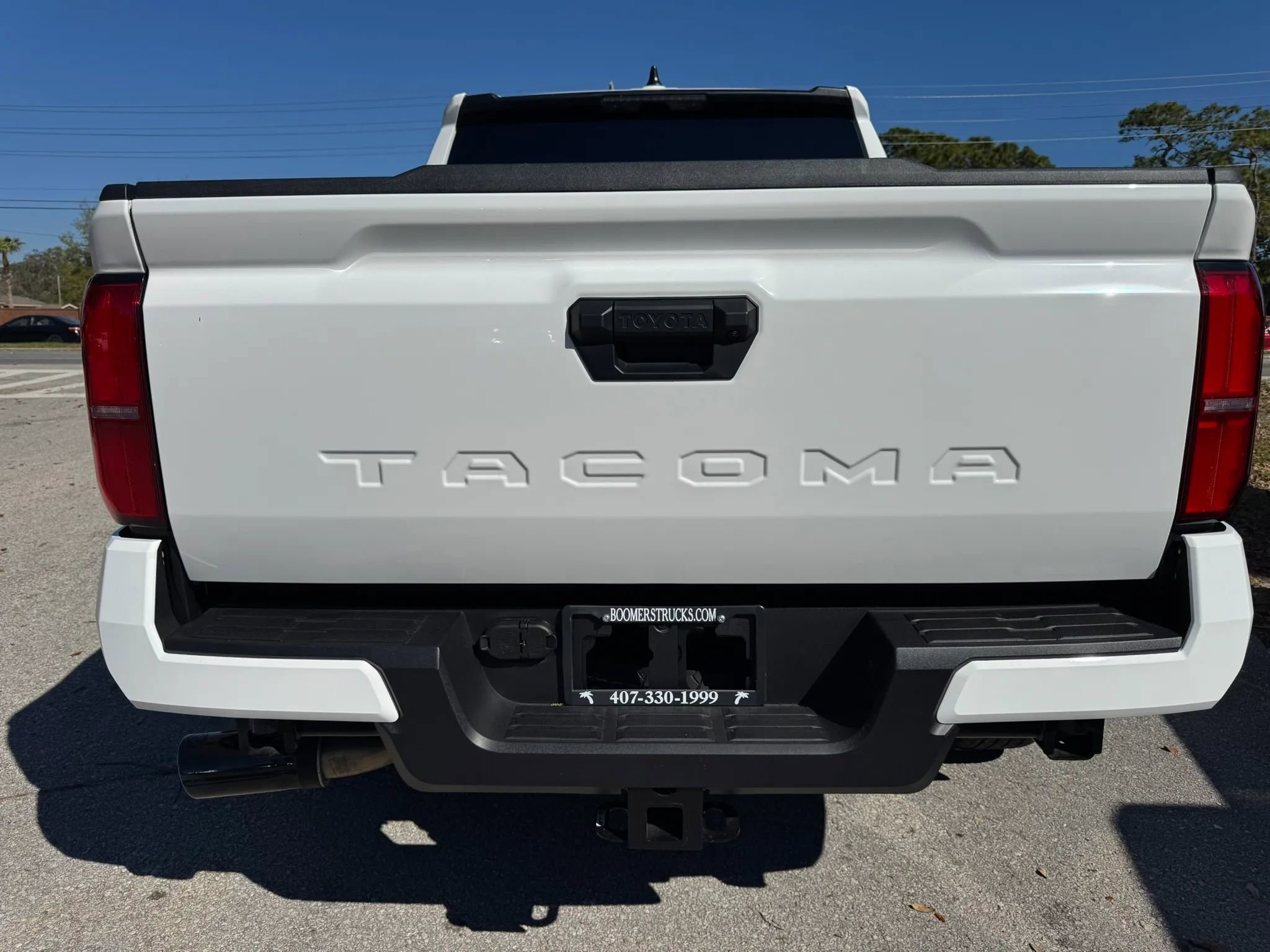 Used 2025 Toyota Tacoma SR5 image 5