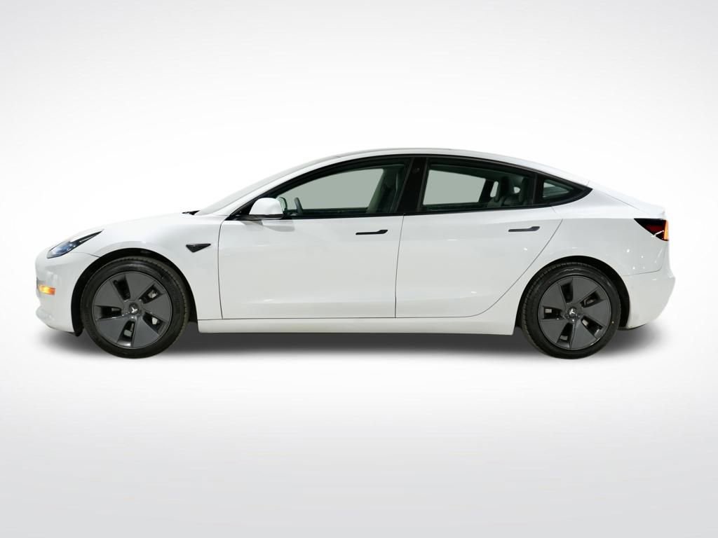 Used 2021 Tesla Model 3 Standard Range Plus image 7
