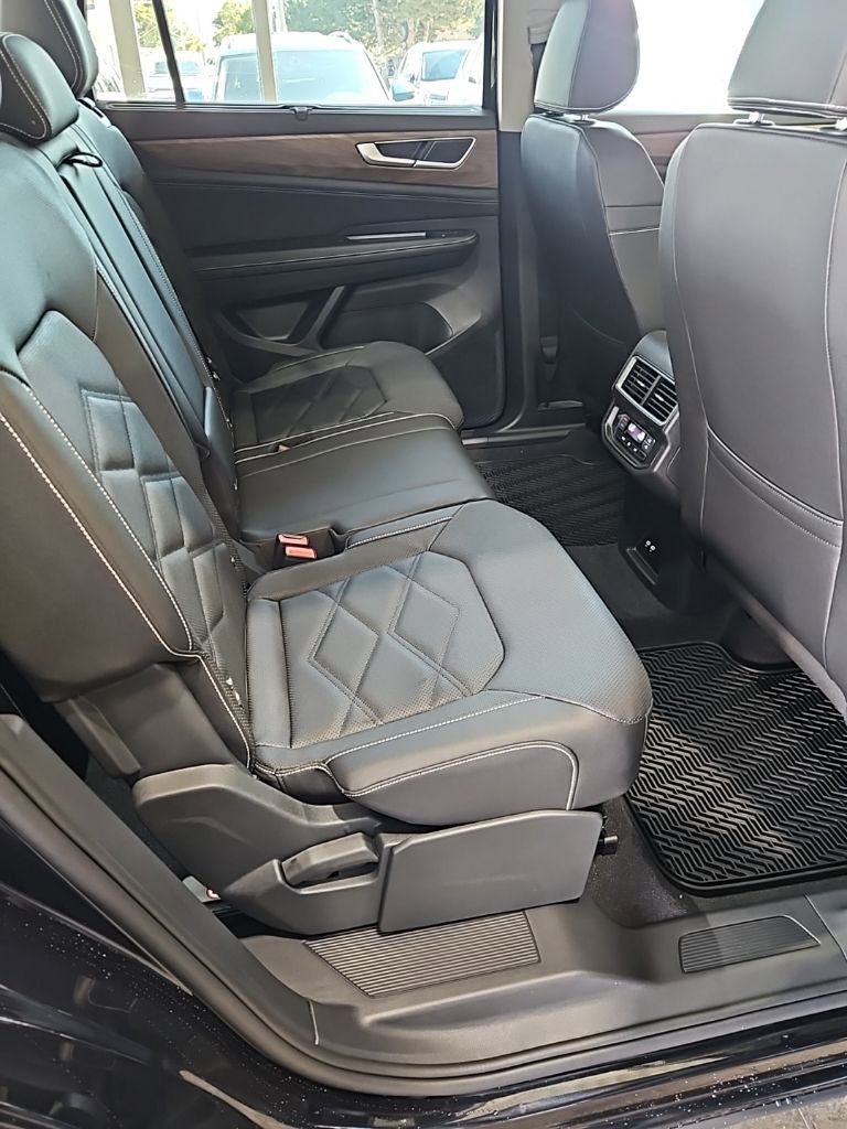 New 2026 Volkswagen Atlas SE image 18