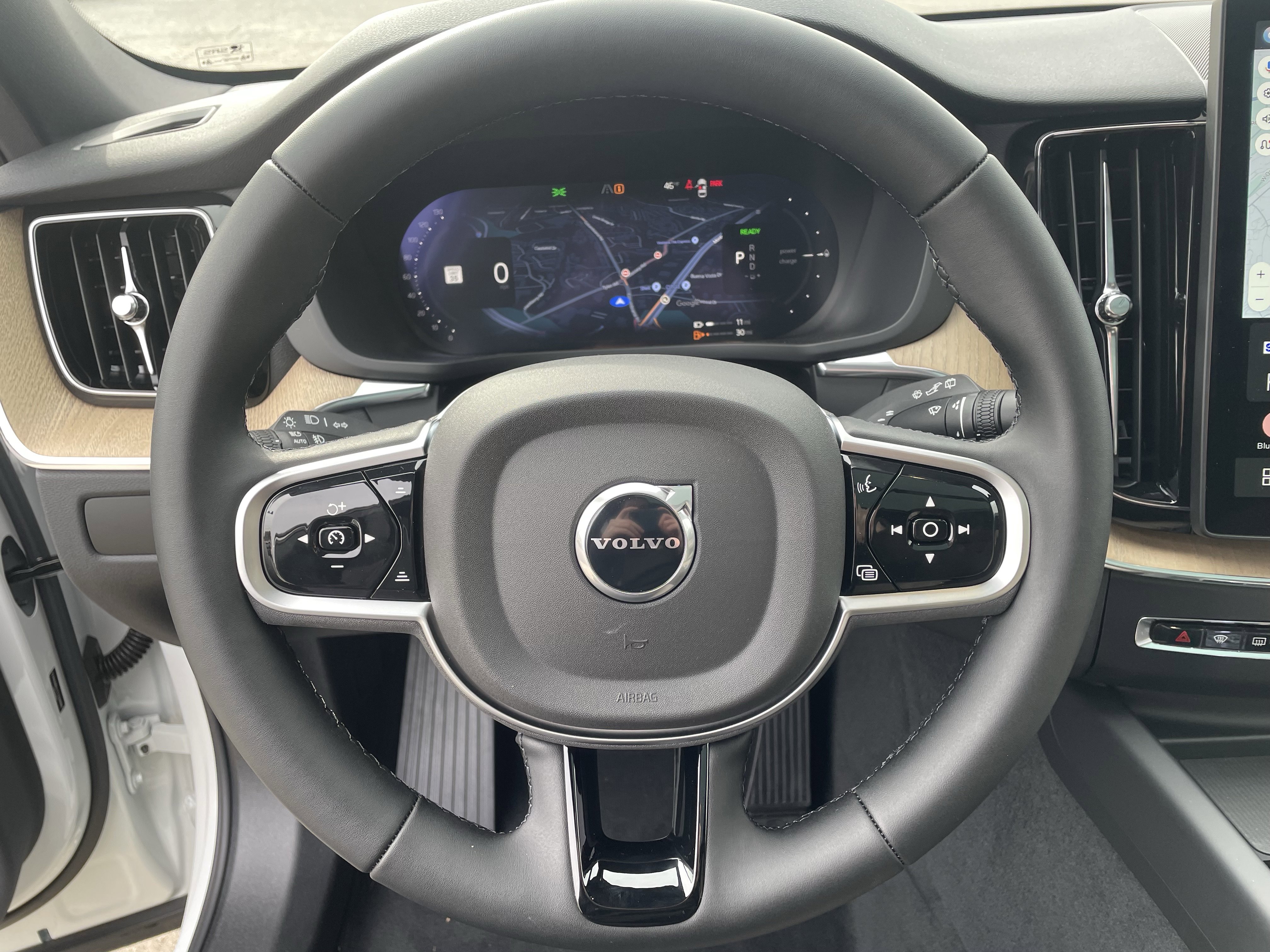 New 2026 Volvo XC60 T8 Plus w/ Protection Package Premier image 18