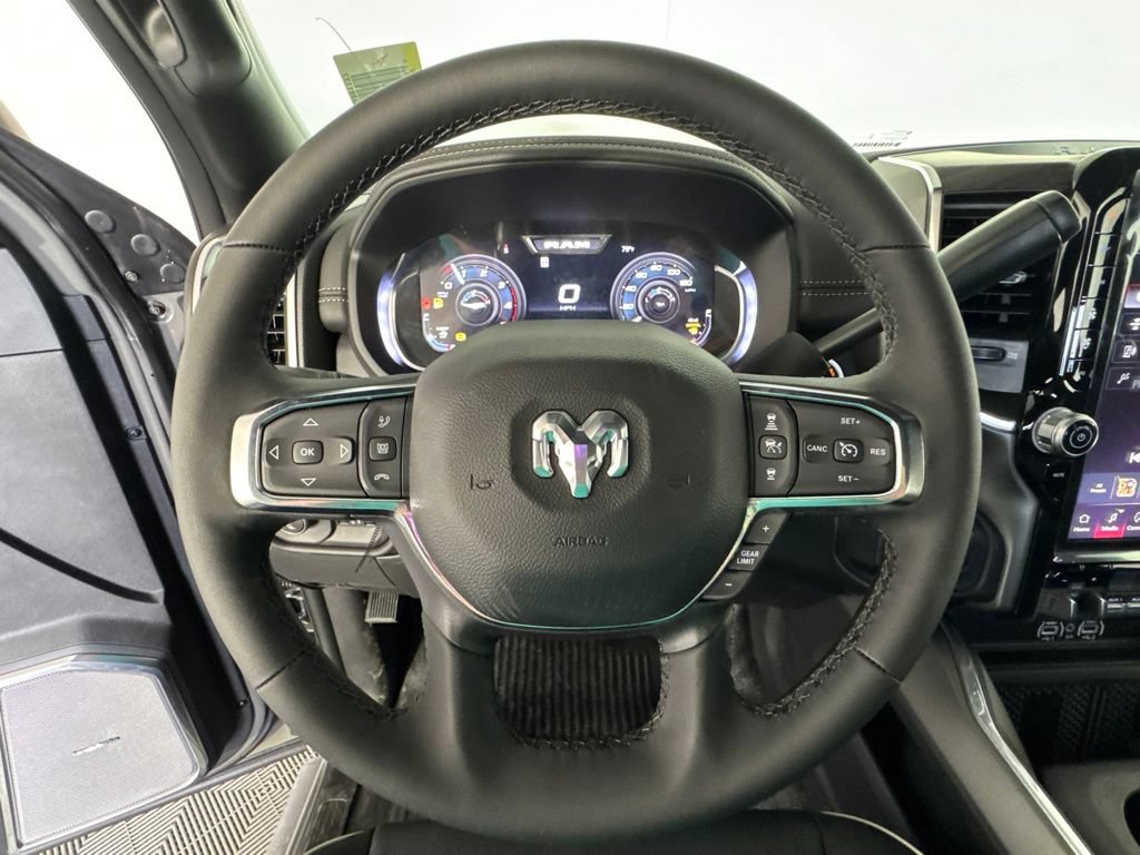 New 2027 RAM 5500 Tradesman AWD/4WD image 15