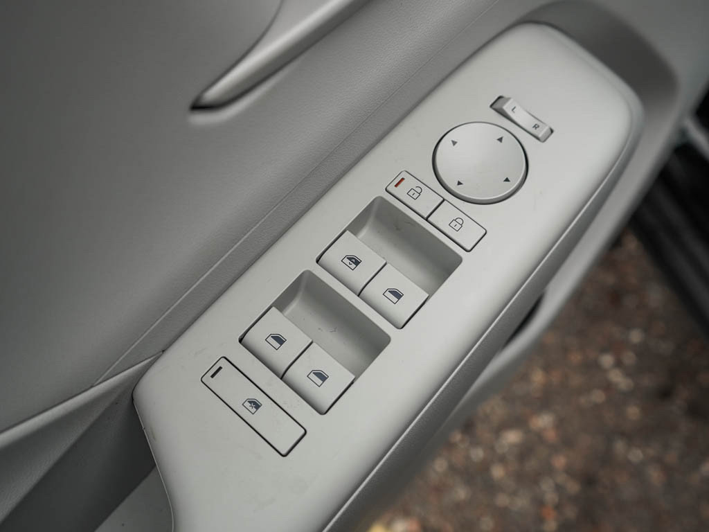 New 2026 Hyundai Kona SE AWD/4WD image 16