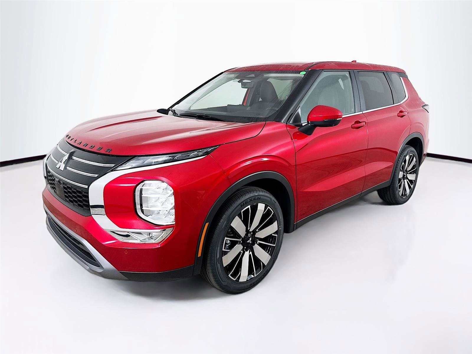 New 2026 Mitsubishi Outlander SE image 1