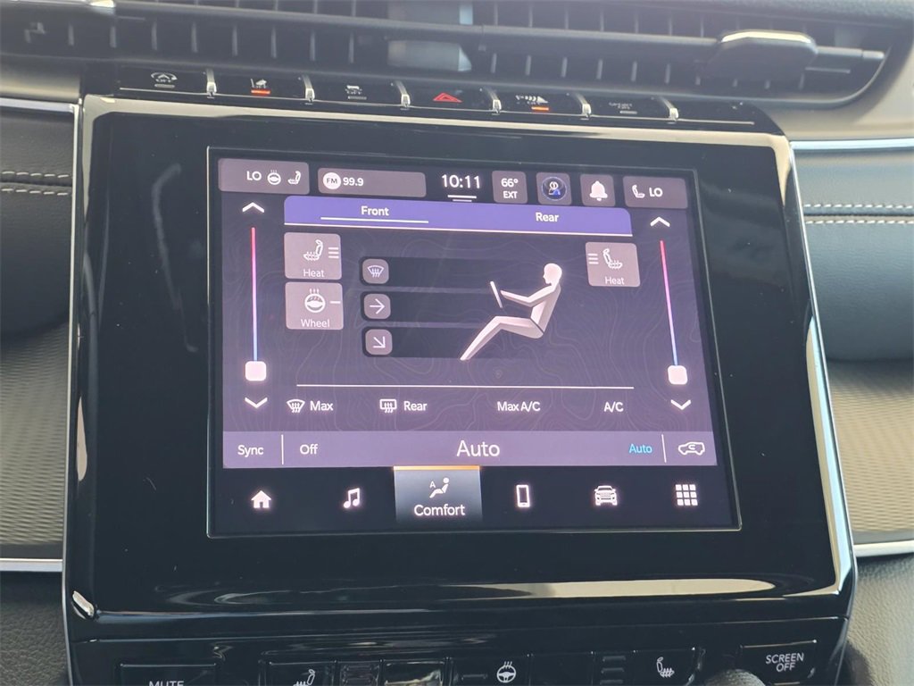 New 2025 Jeep Grand Cherokee L Altitude image 17