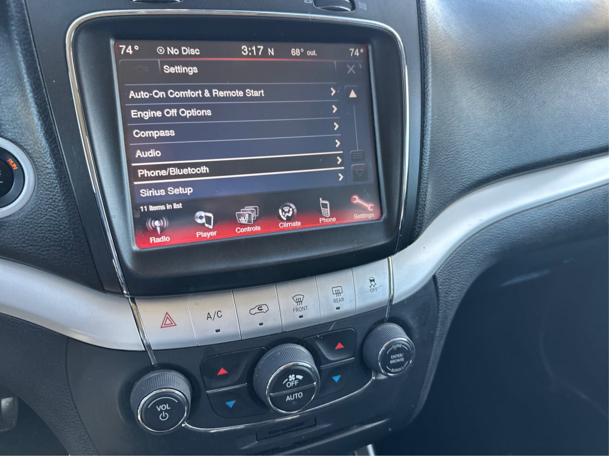 Used 2019 Dodge Journey GT AWD/4WD image 17