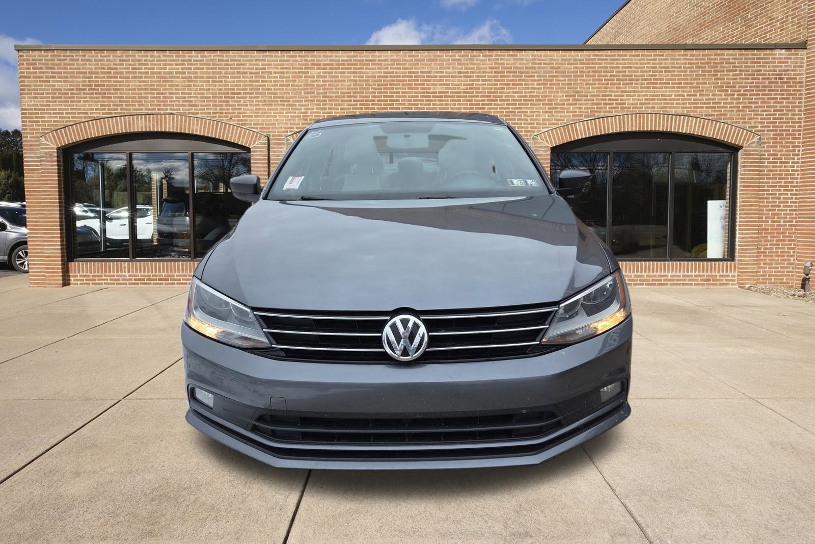 Used 2015 Volkswagen Jetta Sport image 8