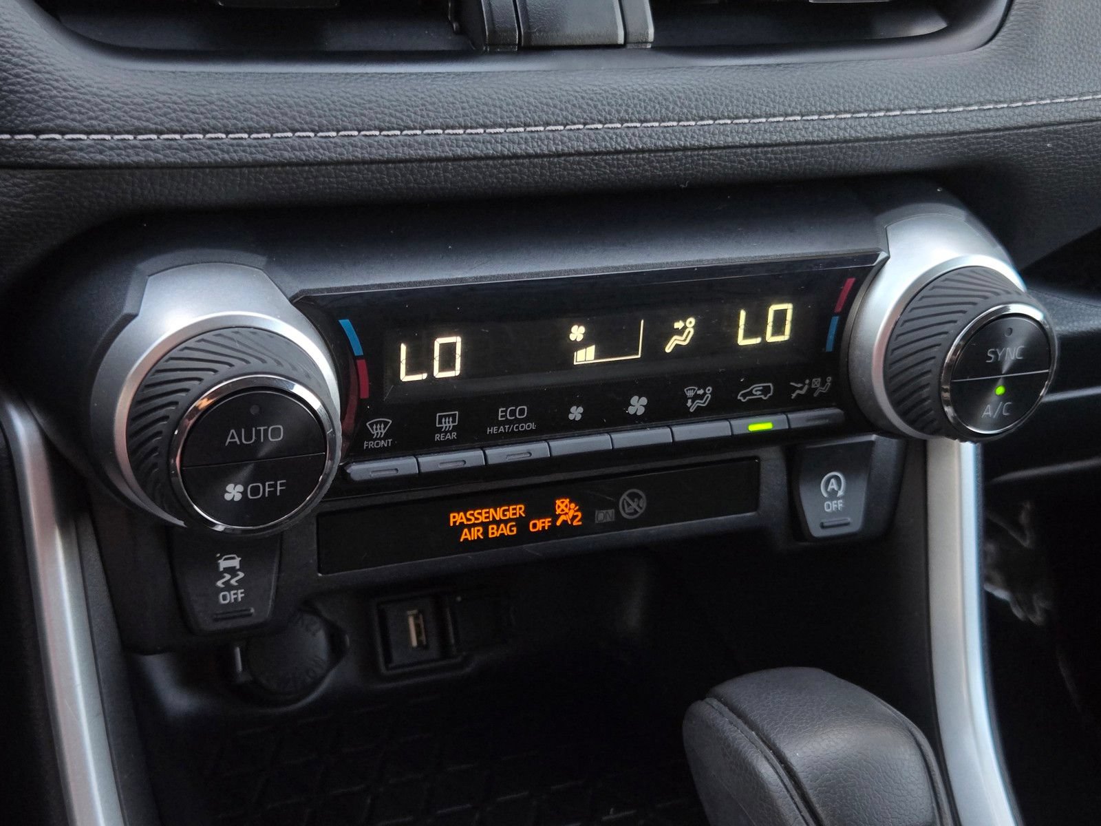 Certified 2022 Toyota RAV4 XLE AWD/4WD image 17