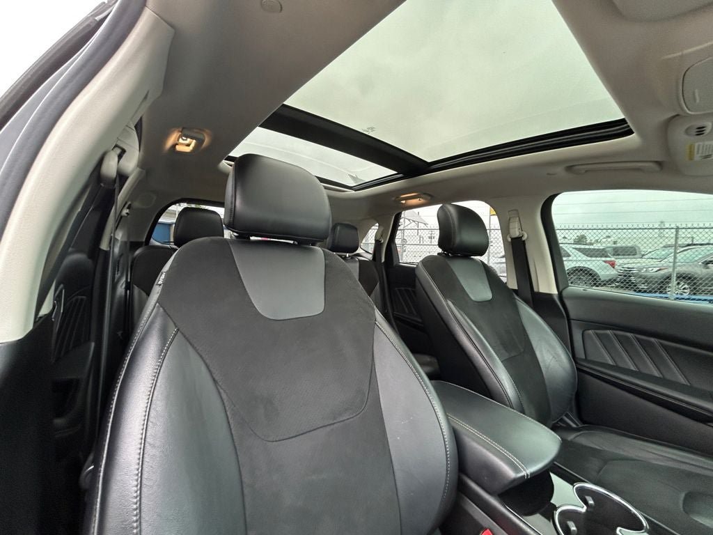 Used 2015 Ford Edge Sport w/ Equipment Group 401A AWD/4WD image 27
