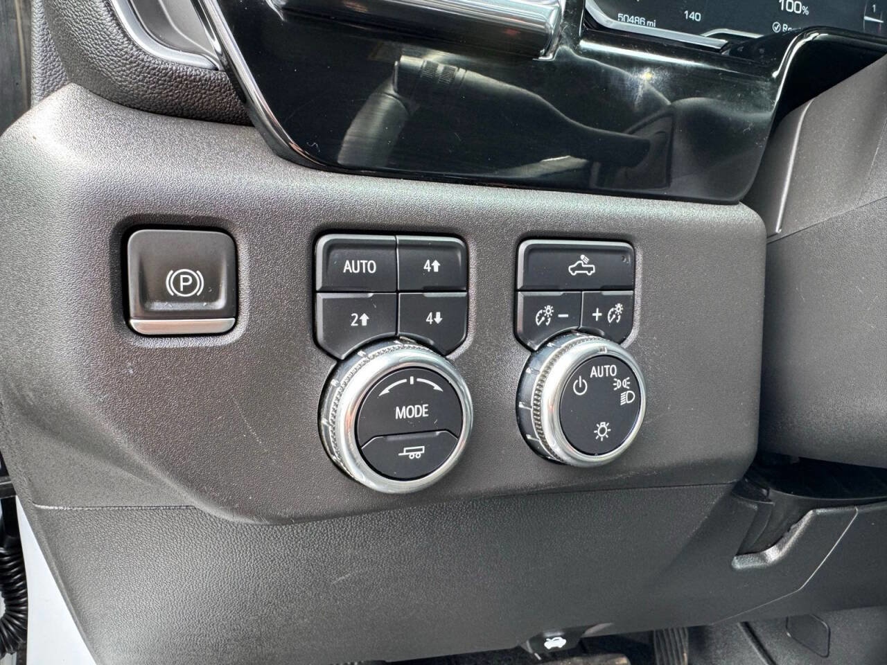 Used 2023 GMC Sierra 1500 SLE w/ X31 Off-Road Package AWD/4WD image 17