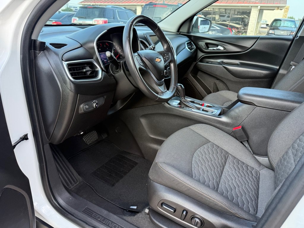 Used 2019 Chevrolet Equinox LT FWD image 12
