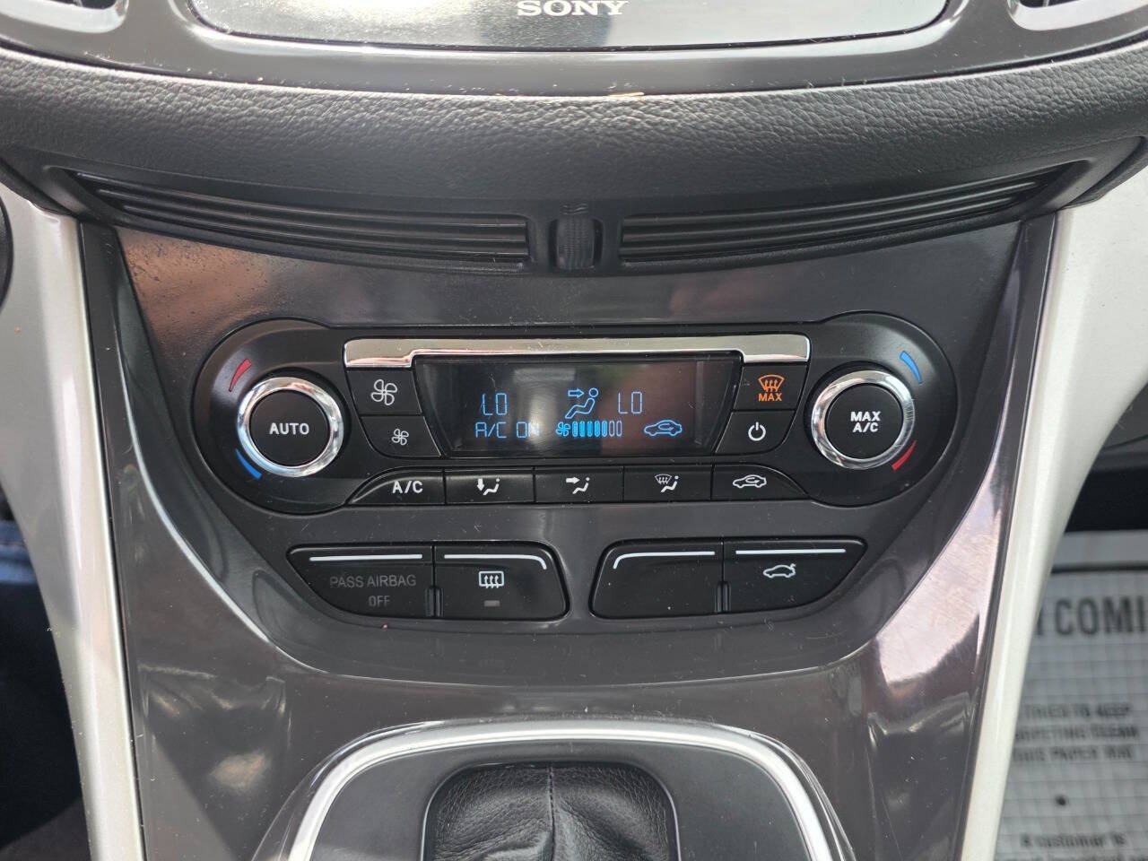 Used 2013 Ford C-MAX SEL FWD image 16