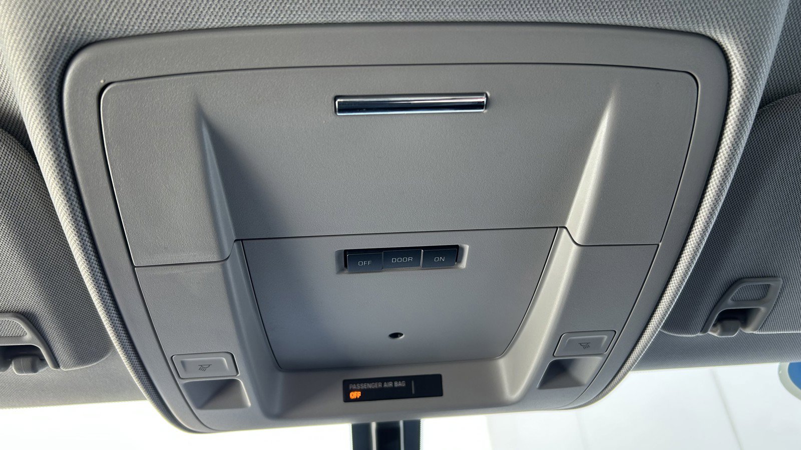 Used 2018 Chevrolet Silverado 1500 LT w/ All Star Edition image 39