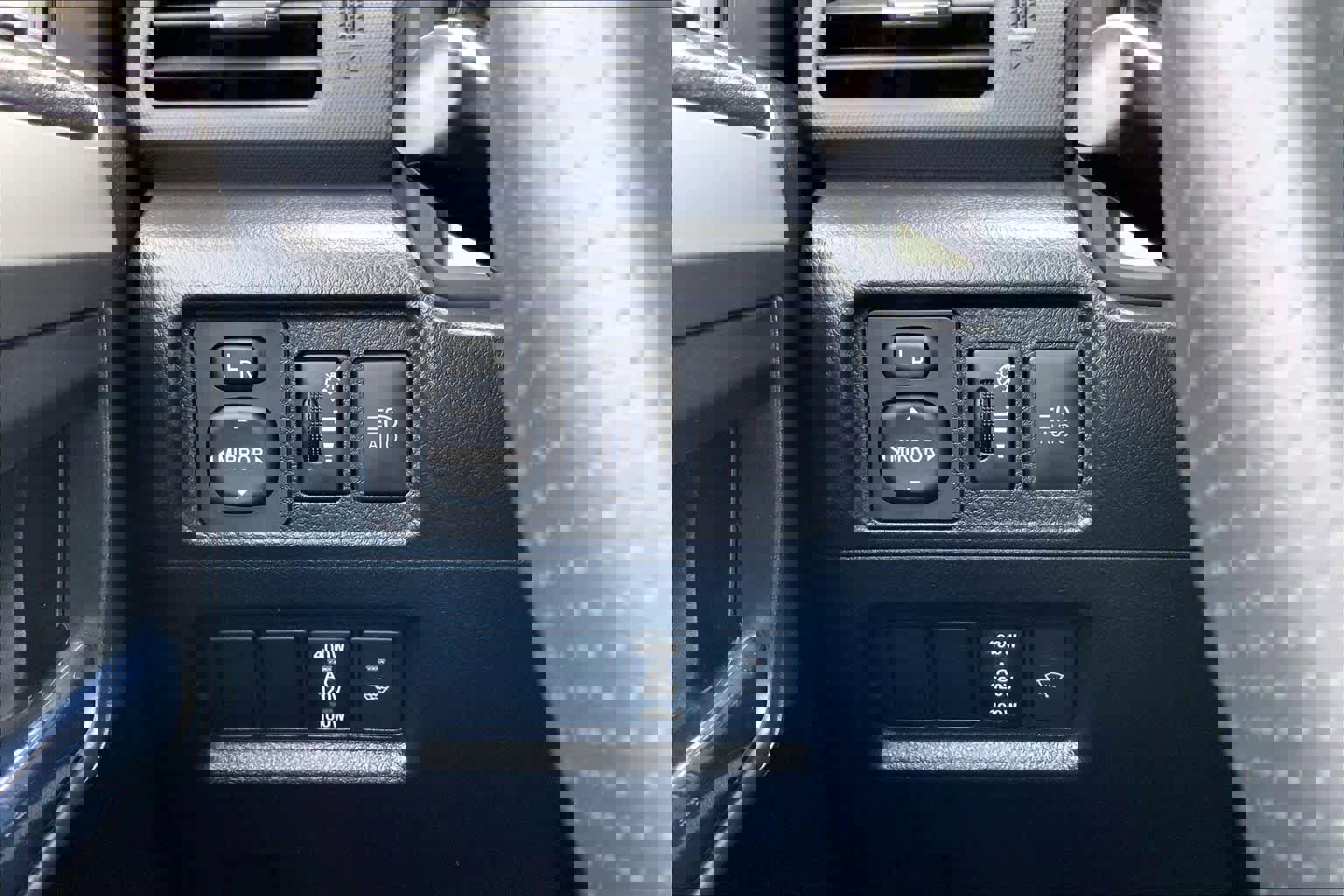 Used 2023 Toyota 4Runner SR5 image 33