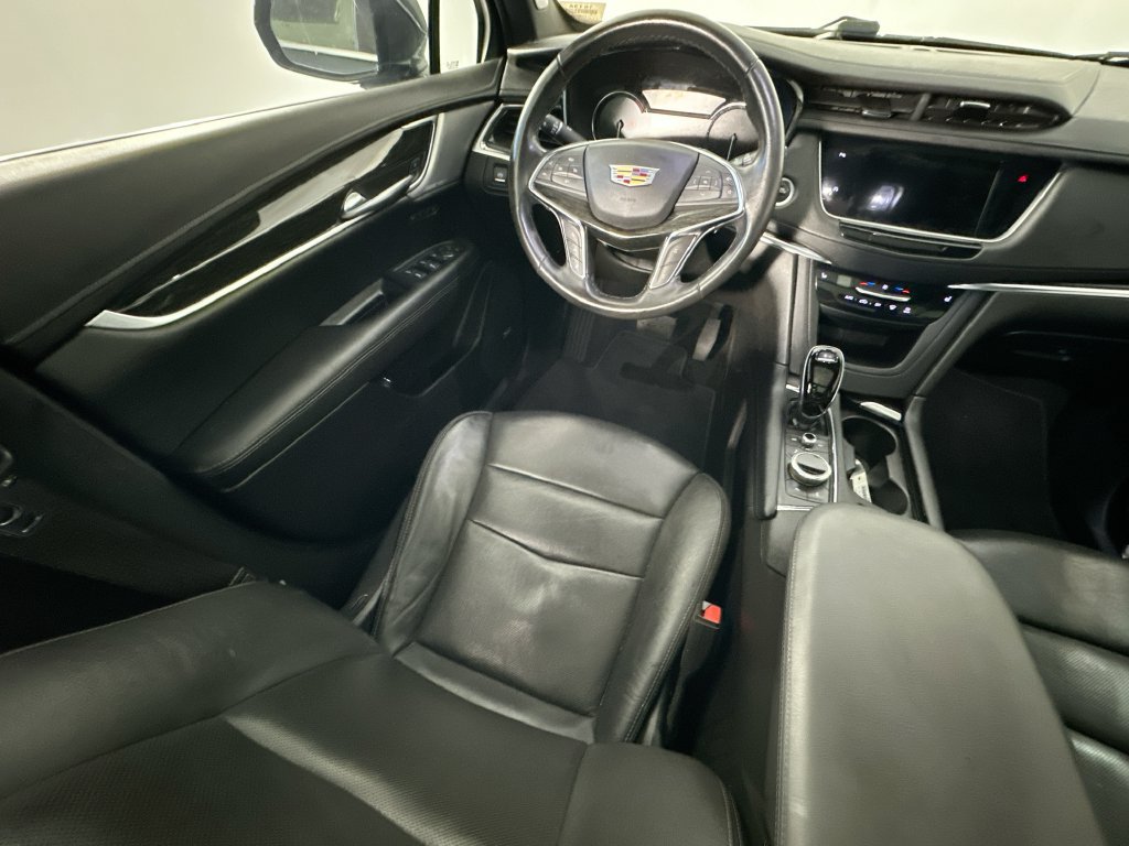 Used 2021 Cadillac XT5 Premium Luxury FWD image 9