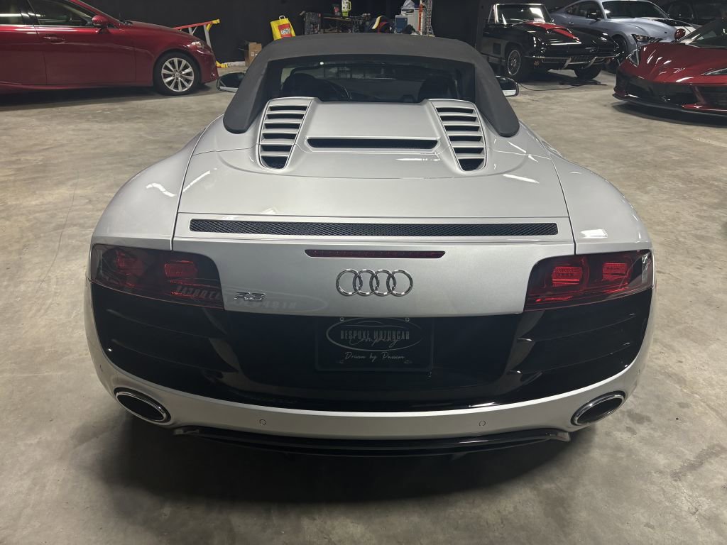 Used 2011 Audi R8 V10 image 10