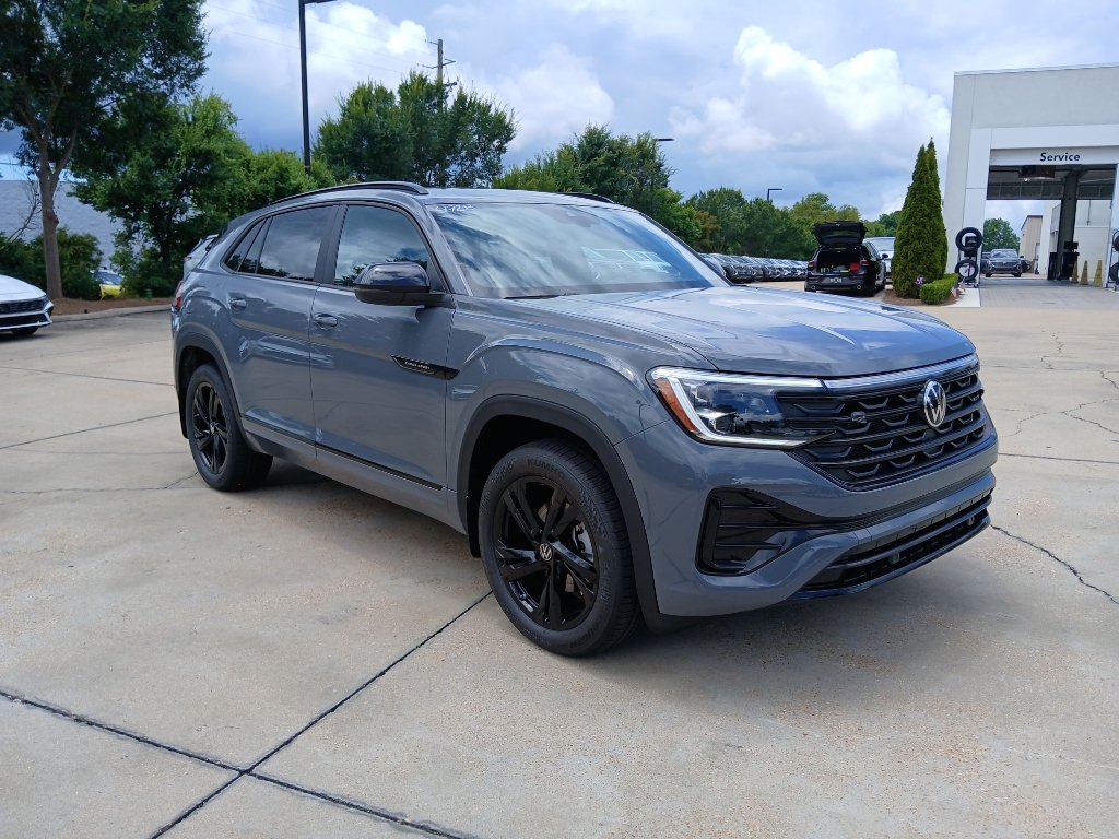 New 2026 Volkswagen Atlas Cross Sport SEL R-Line