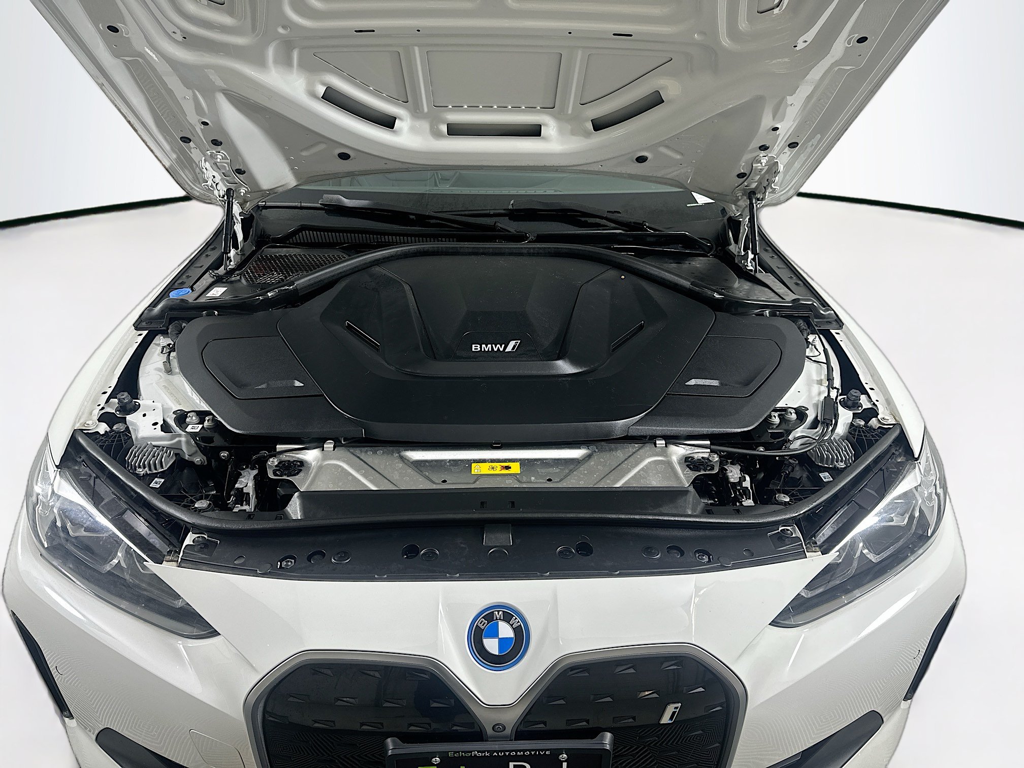 Used 2023 BMW i4 eDrive35 w/ Premium Package RWD image 34