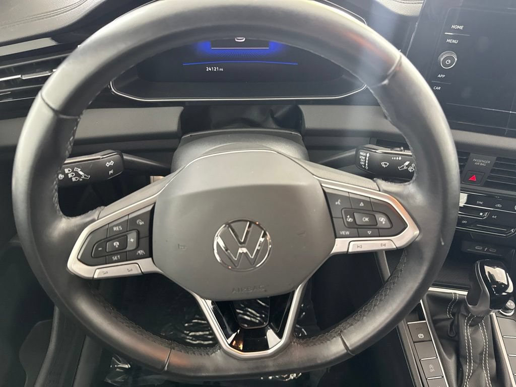 Used 2025 Volkswagen Jetta Sport FWD image 26