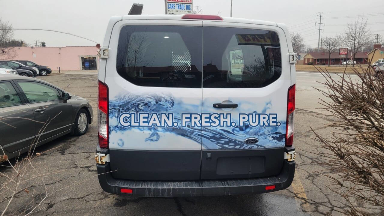 Used 2018 Ford Transit 250 130 Low Roof w/ Exterior Upgrade Package image 5
