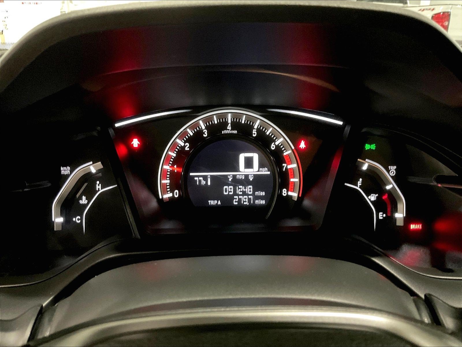Used 2018 Honda Civic Sport image 12