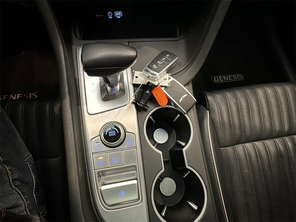 Used 2021 Genesis G70 2.0T w/ Elite Package image 23