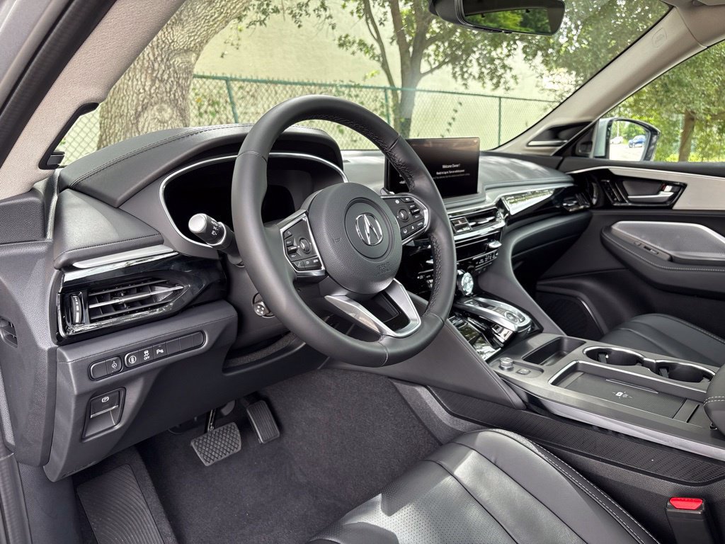 New 2026 Acura MDX w/ Technology Package FWD image 16