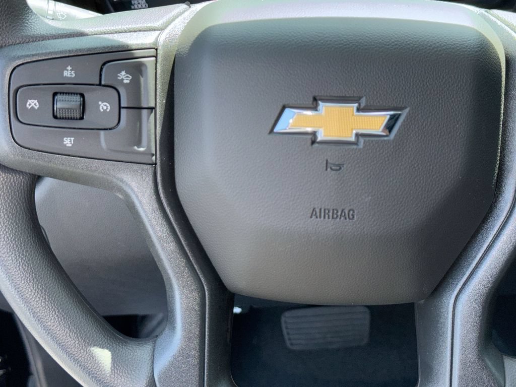 New 2026 Chevrolet Silverado 1500 Custom w/ LPO, Dark Essentials Package RWD image 17