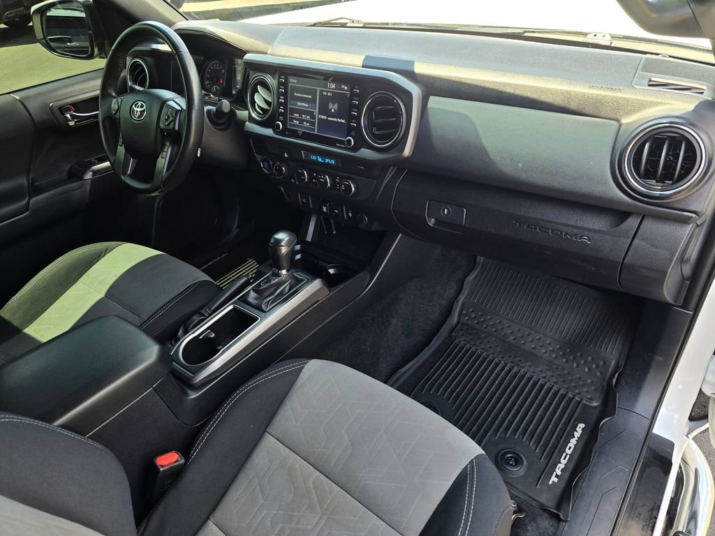 Used 2021 Toyota Tacoma TRD Sport AWD/4WD image 18
