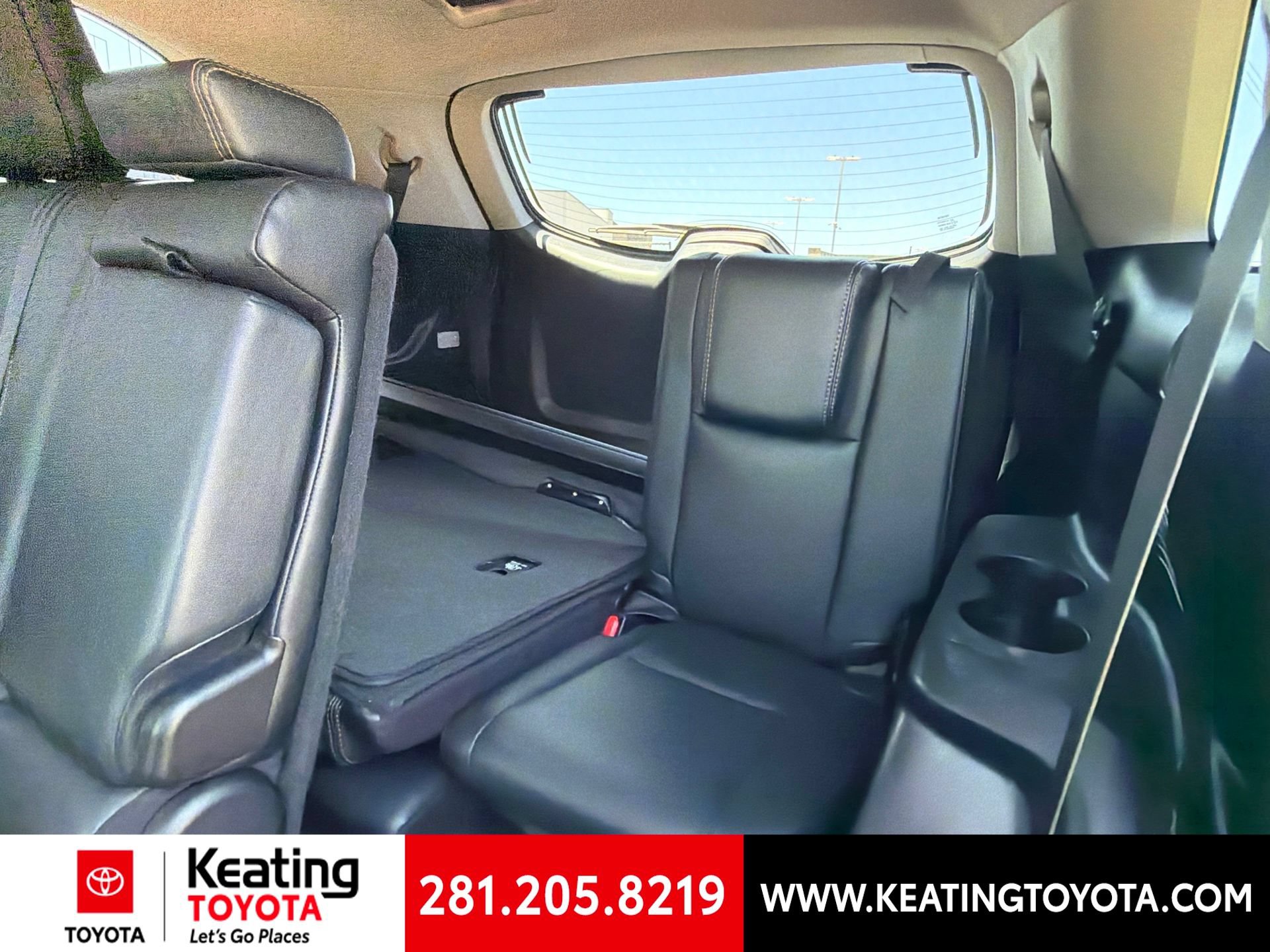 Used 2018 Toyota Highlander XLE AWD/4WD image 11