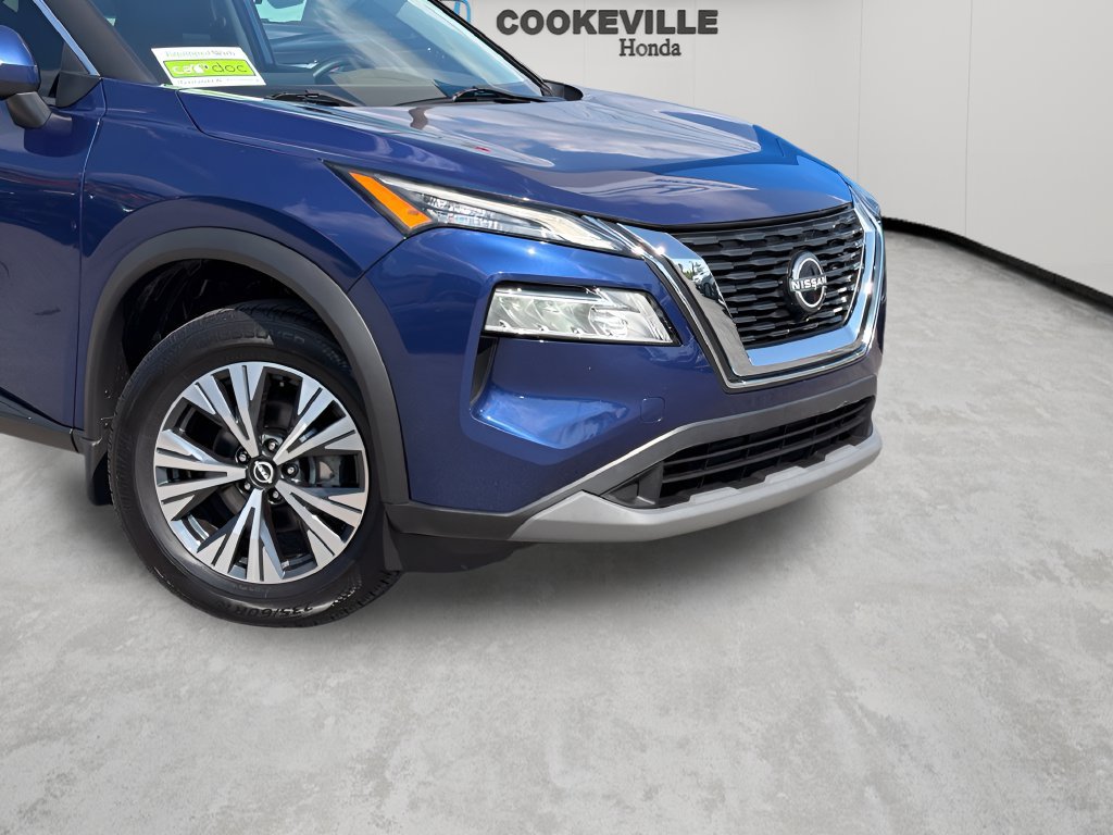 Used 2022 Nissan Rogue SV AWD/4WD image 3