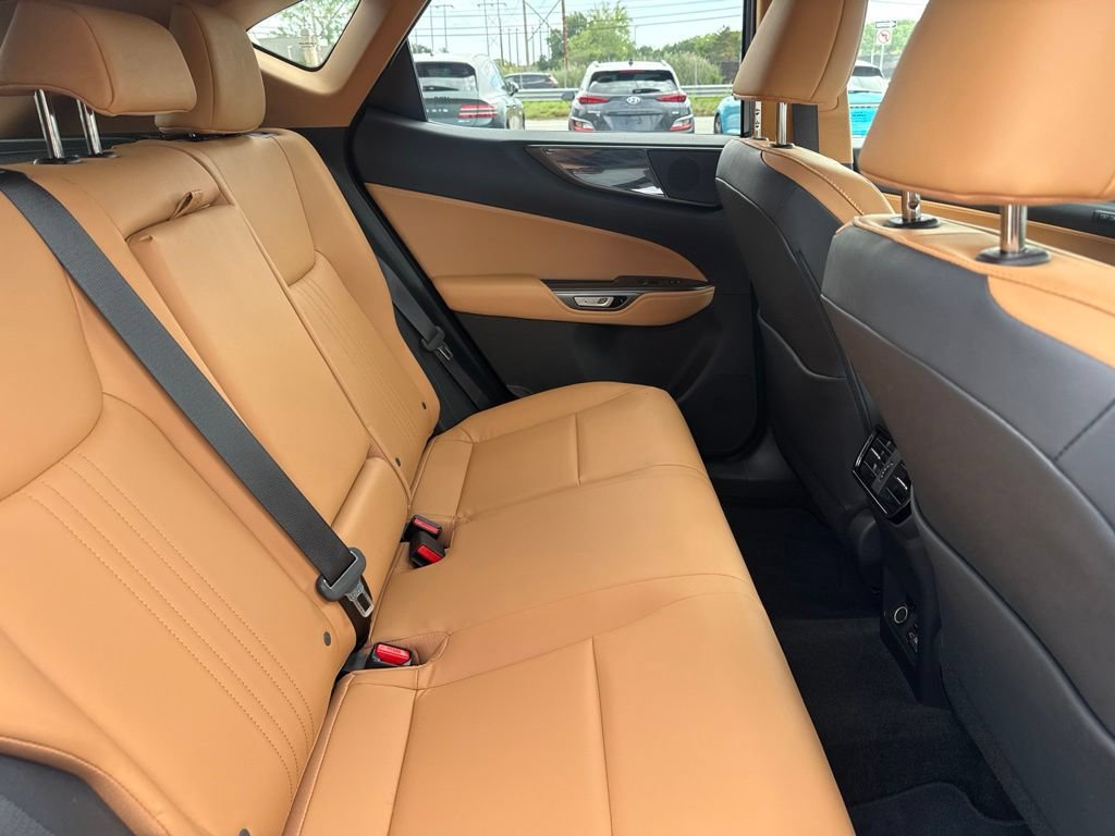 Used 2024 Lexus NX 350 AWD image 21