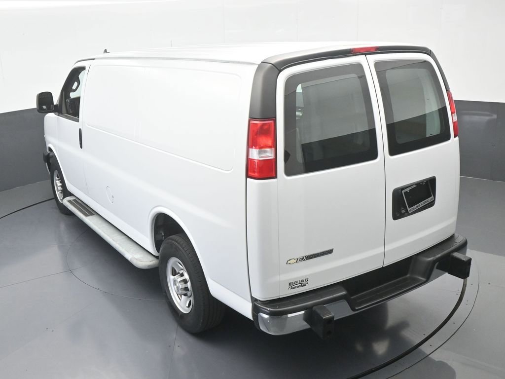 Used 2024 Chevrolet Express 2500 w/ Driver Convenience Package image 41