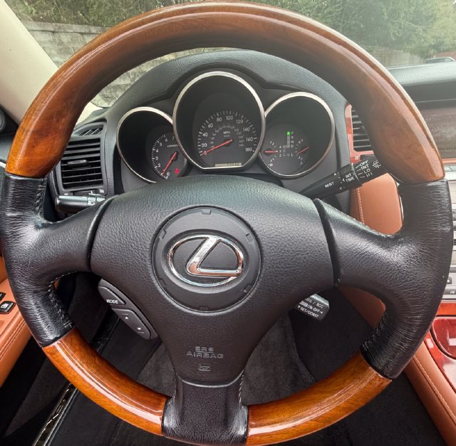 Used 2002 Lexus SC 430 Convertible RWD image 24
