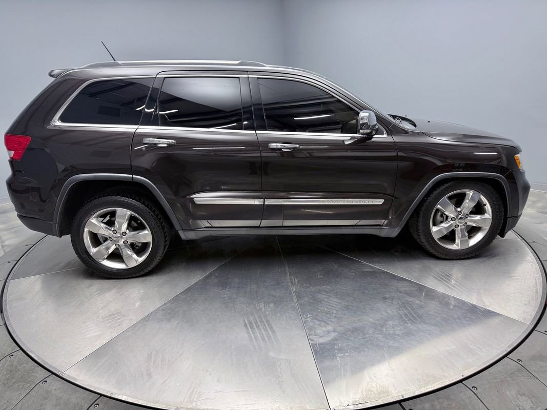 Used 2012 Jeep Grand Cherokee Overland Summit image 4