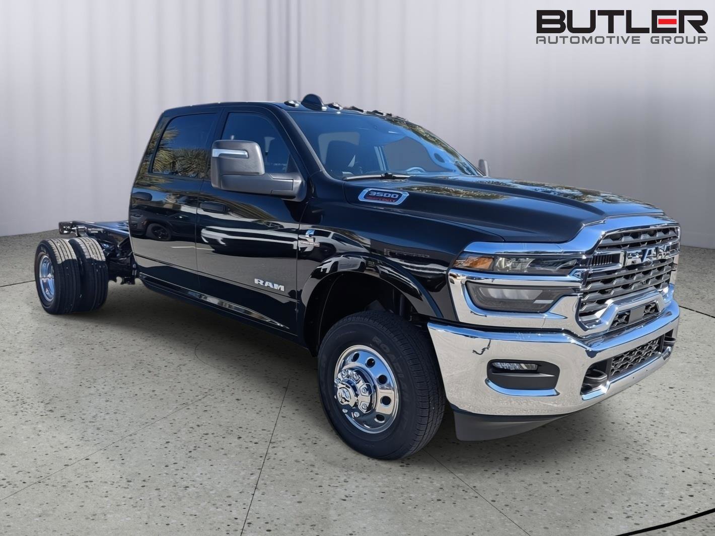 New 2026 RAM 3500 Big Horn AWD/4WD image 8