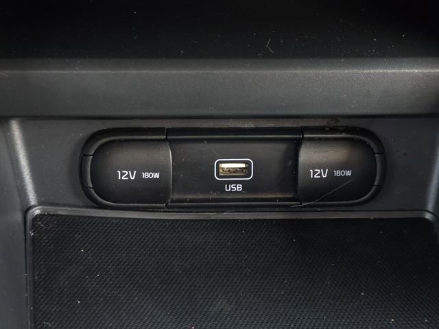 Used 2022 Kia Soul LX image 17