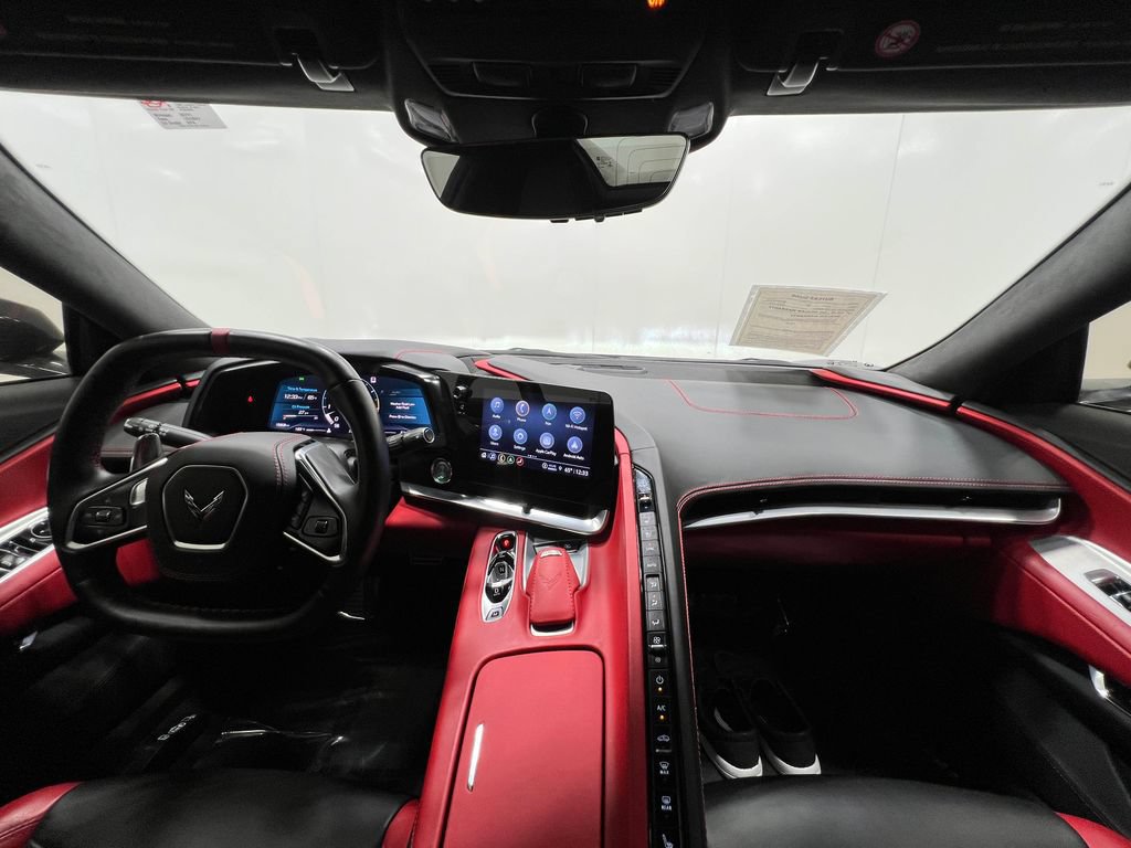 Used 2021 Chevrolet Corvette Stingray Premium Conv w/ Z51 Performance Package RWD image 21