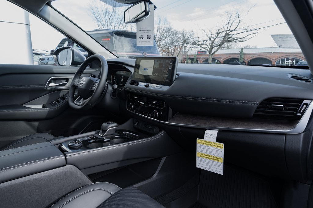 New 2026 Nissan Rogue Platinum image 27