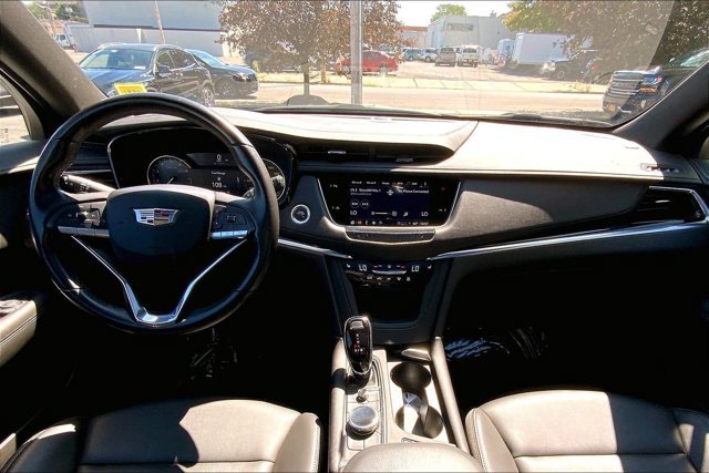 Used 2023 Cadillac XT6 Luxury AWD/4WD image 15